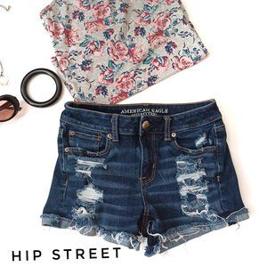 AMERICAN EAGLE OUTFITTERS Super Stretch Distress Fray Low Denim Jean Shorts 4